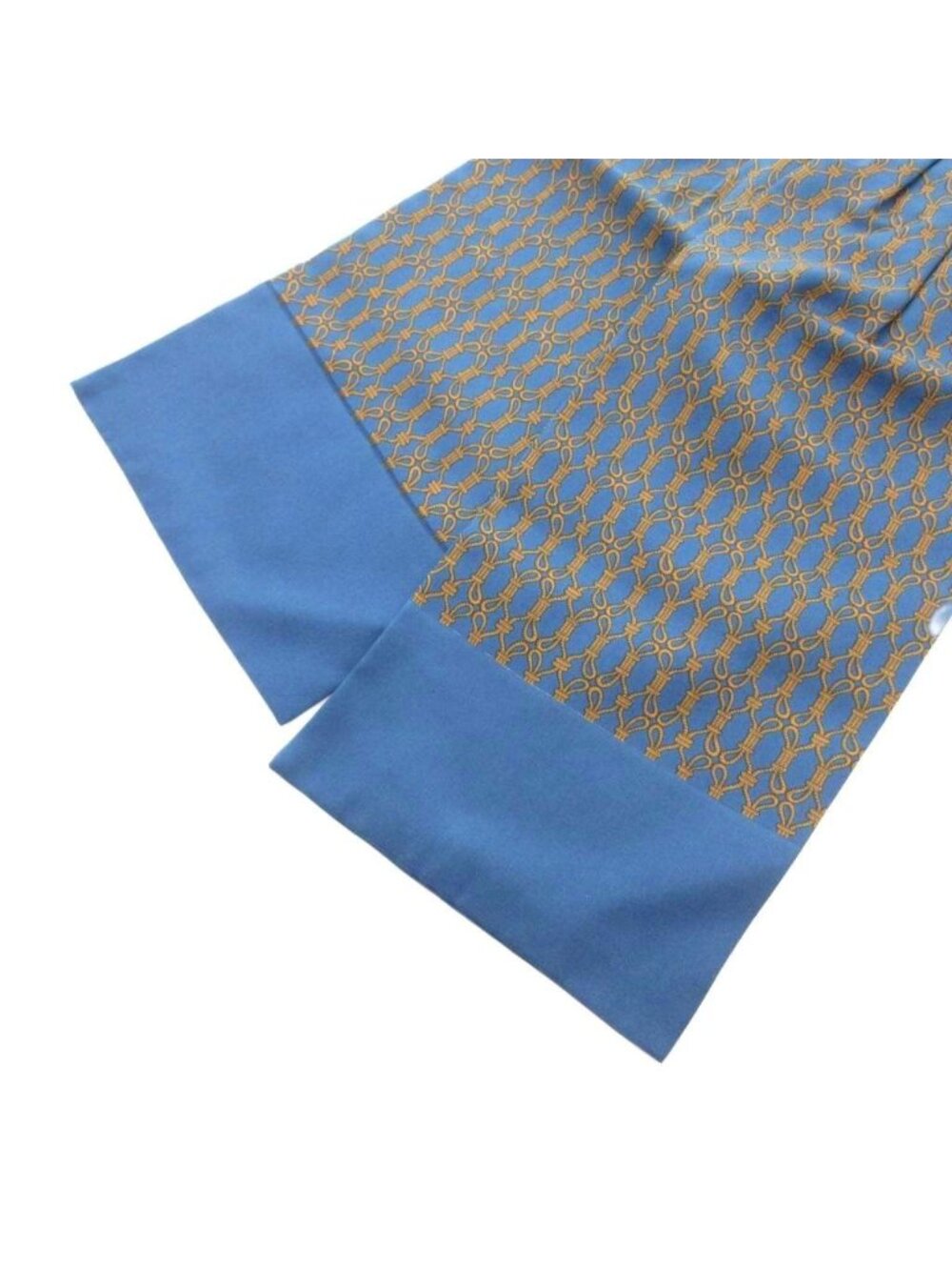 Hermes Scarf Ascot Tie Gold Chain Pattern Silk Pleats Blue - Picture 2 of 5